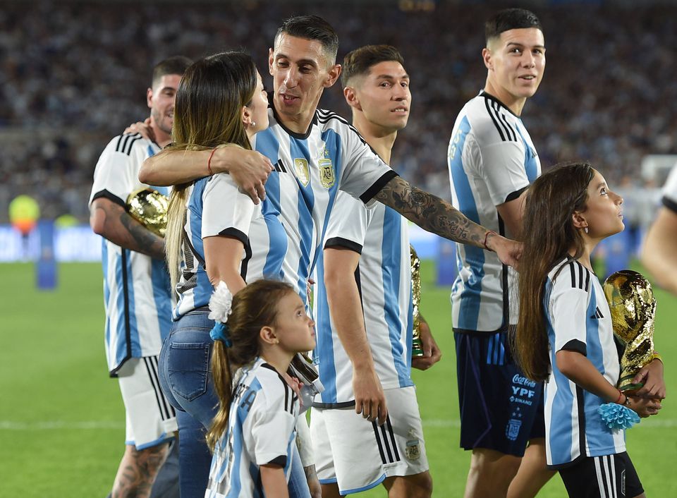 Mulher de Di María na Copa América: «Ele merece sair assim, pela porta grande»