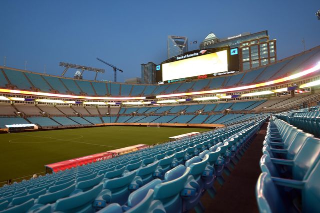 Mundial de Clubes: FIFA distribuiu bilhetes gratuitos para compor estádios