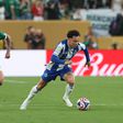 Pepê é um dos jogadores que deve deixar o emblema azul e branco no próximo defeso (Foto: Catarina Morais/Kapta+)