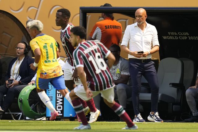 Mundial de Clubes: acaba o sonho de Miguel Cardoso, Fluminense e Dortmund apuram-se