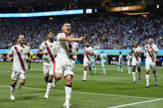 Claudio Echeverri estreou-se a marcar pelo Man. City no jogo anterior