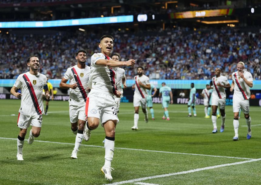 Claudio Echeverri estreou-se a marcar pelo Man. City no jogo anterior