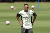 Kylian Mbappé regressou aos treinos dois dias antes do jogo