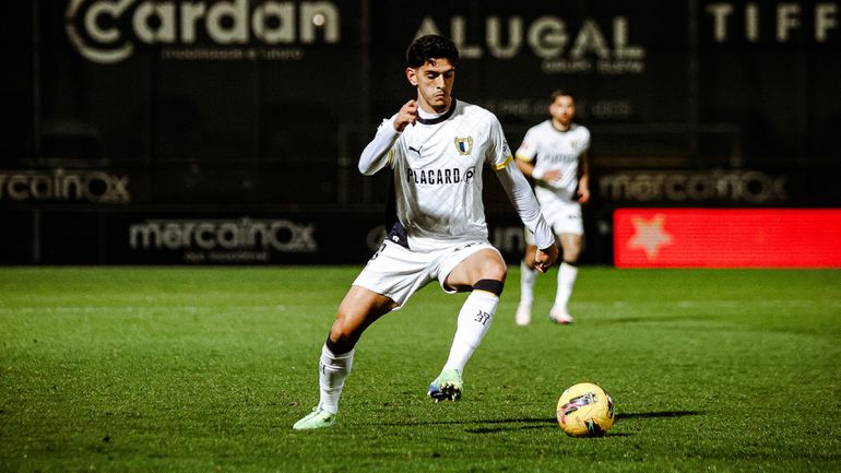 Mercado Tondela: extremo garantido por três temporadas