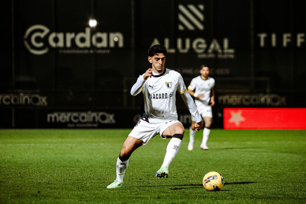Mercado Tondela: extremo garantido por três temporadas