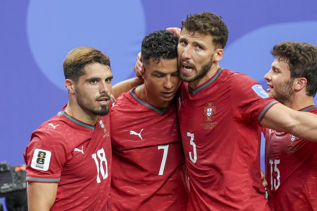 Grupo K: Portugal já está apurado, por causa do quatro pontos, mas será primeiro se vencer a Colômbia, podendo cair para terceiro se perder e a RD Congo golear o Uzbequistão - Foto: IMAGO