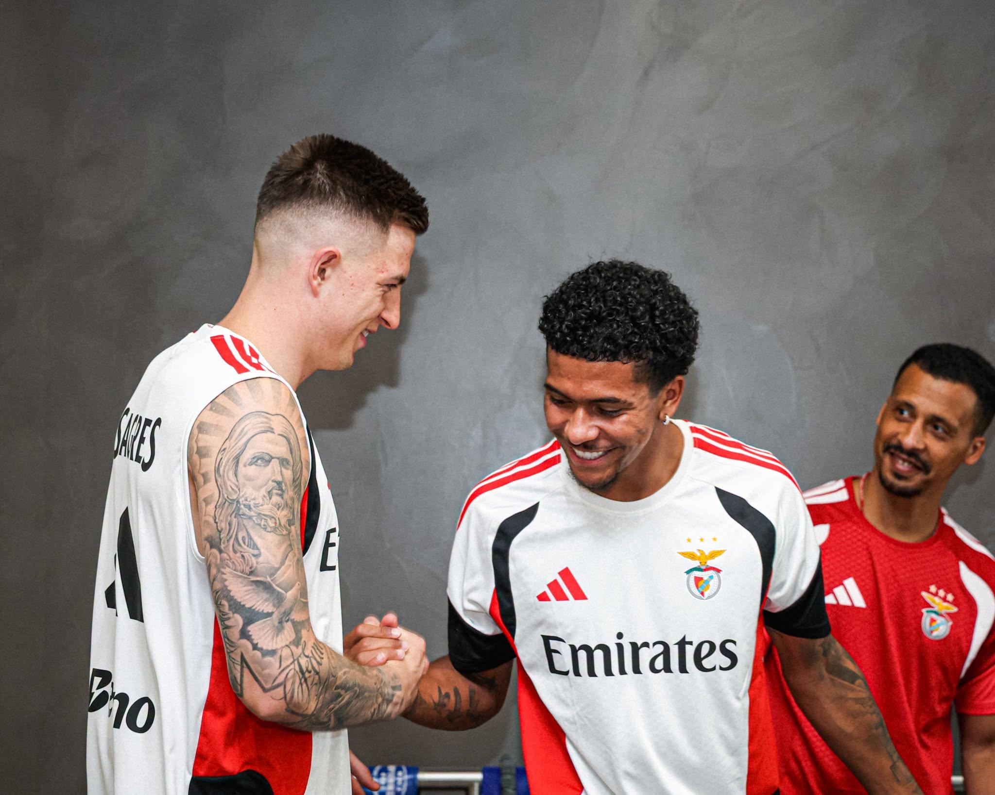 Trubin e Joshua Wynder (SL Benfica)