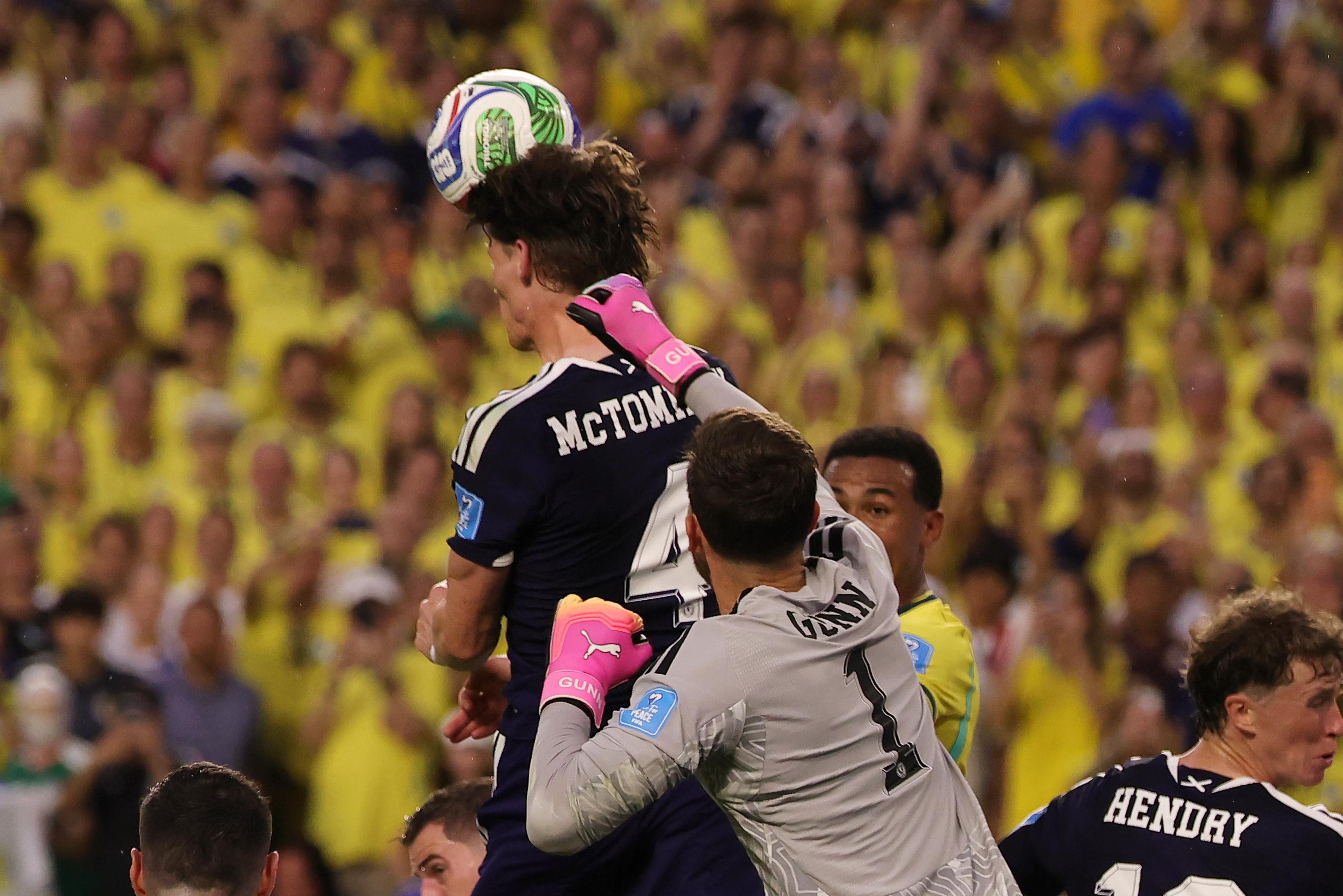 Escócia-Brasil (Foto: EPA/CRISTOBAL HERRERA-ULASHKEVICH)