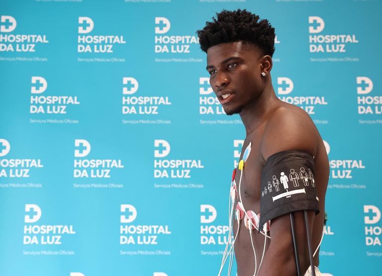 Peter Edokpolor (SL Benfica)