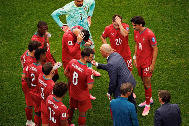 Seleção de Portugal cumpre pausa para hidratação (foto: IMAGO)