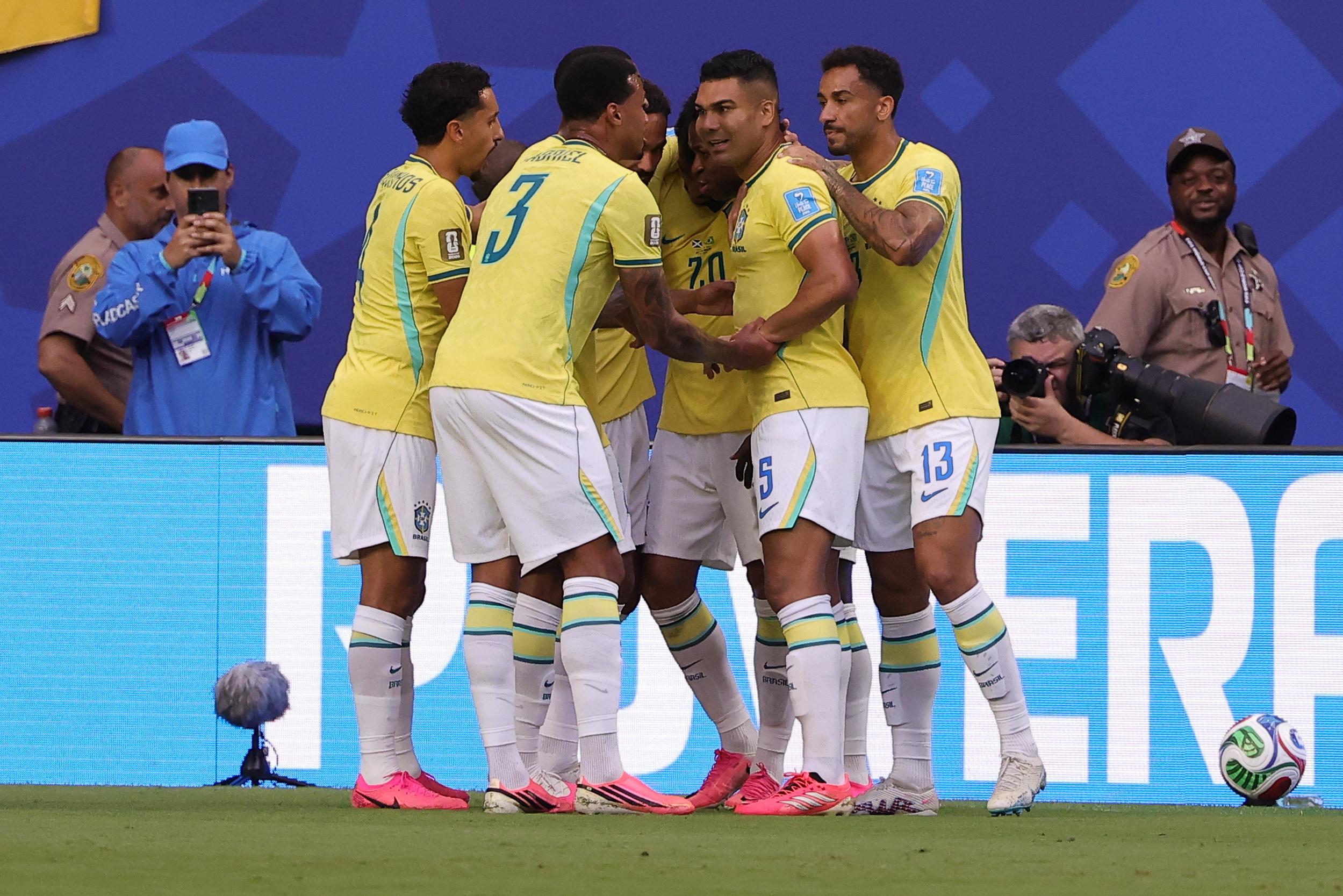 Escócia-Brasil (Foto: EPA/CRISTOBAL HERRERA-ULASHKEVICH)