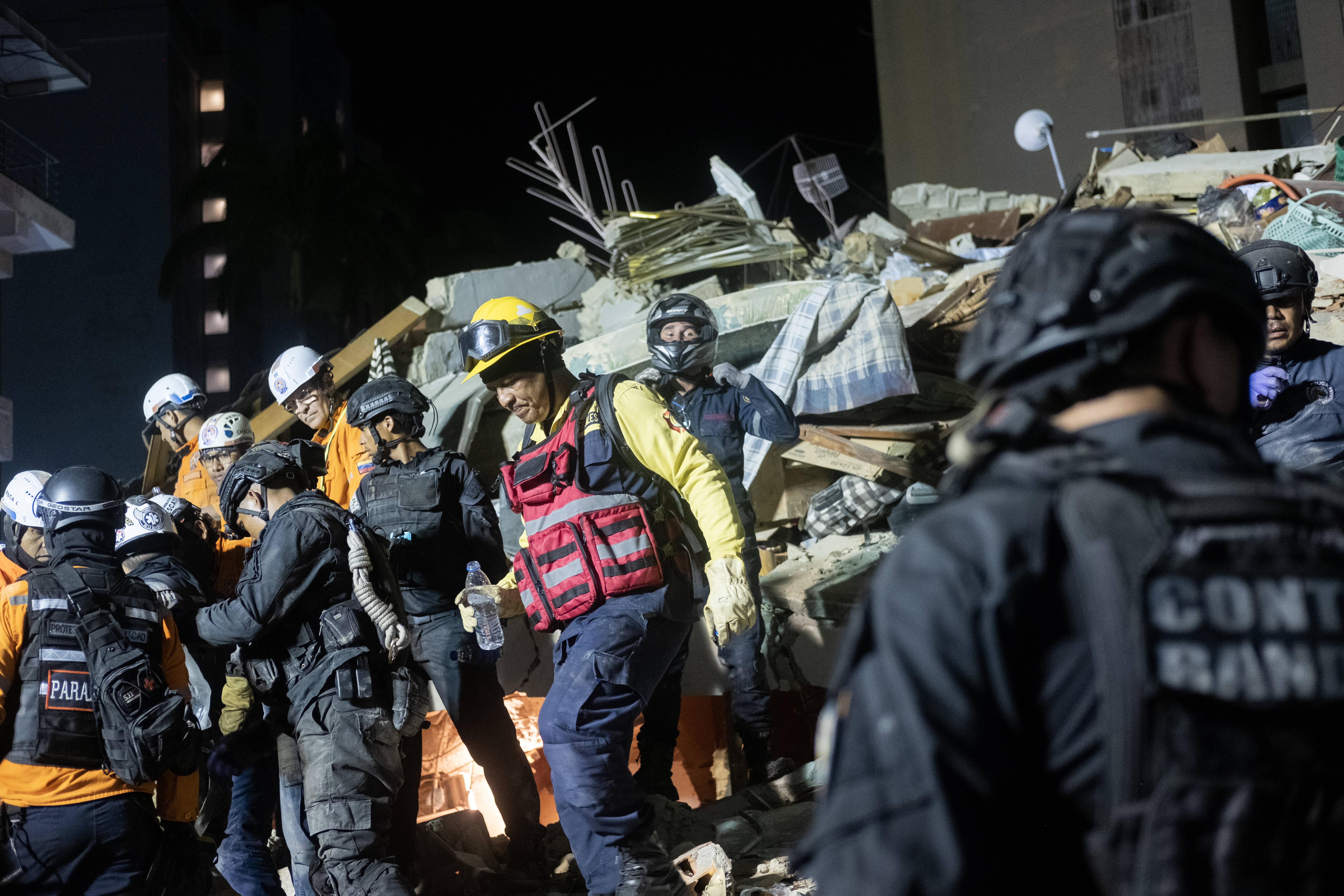 Operações de resgate na Venezuela após colapso de vários edifícios e estruturas na sequência de dois fortes terramotos - Foto: IMAGO