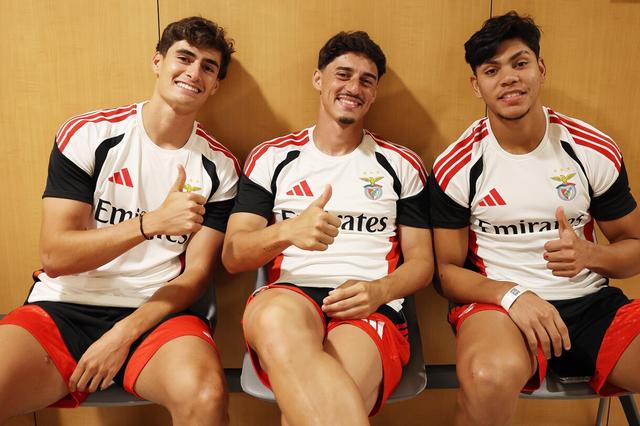 António Silva, Tiago Gouveia e Gabriel Índio no início da pré-época do Benfica Foto SL Benfica
