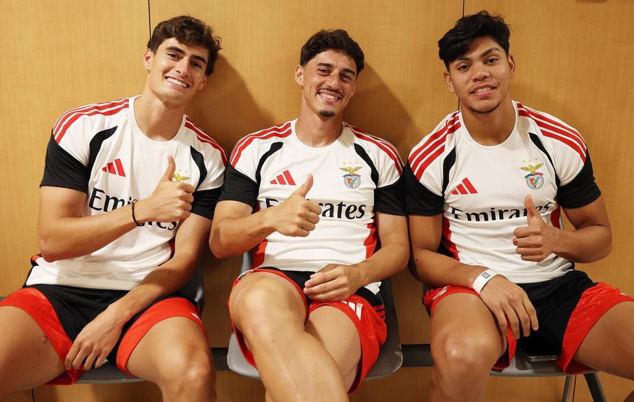 António Silva, Tiago Gouveia e Gabriel Índio no início da pré-época do Benfica Foto SL Benfica