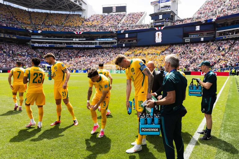 Grupo D: Estados Unidos já estão apurados, se a Austrália não perder com o Paraguai fica em segundo. Se perder, ainda pode passar como um dos melhores terceiros, mas teria diferença de golos negativa - Foto: Imago