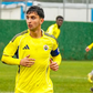 Yasir Boz com a braçadeira de capitão dos sub-19 do Fenerbahçe - Foto: Instagram/Yasir Boz