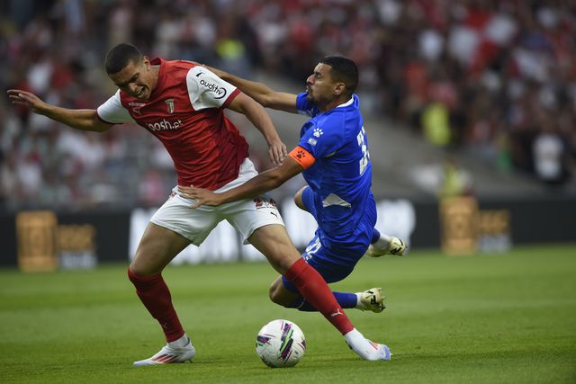 «Seria surpresa se SC Braga ou V. Guimarães ficassem já fora da Europa»