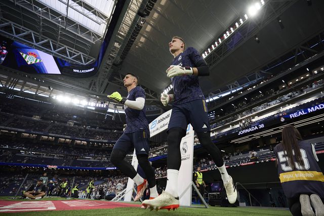 Real Madrid e Chelsea prestes a trocarem guarda-redes