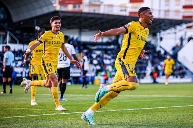 Famalicão: Théo Fonseca com (um) Sorriso na luta pelo golo da época 2023/2024