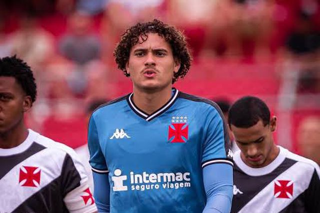 Mercado FC Porto: guarda-redes apontado ao Dragão