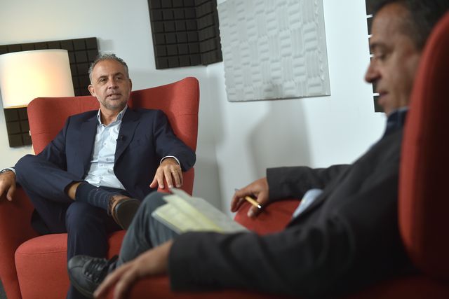 Duarte Gomes entrevistado por Alexandre Pereira, diretor-adjunto de A BOLA. FOTO MIGUEL NUNES