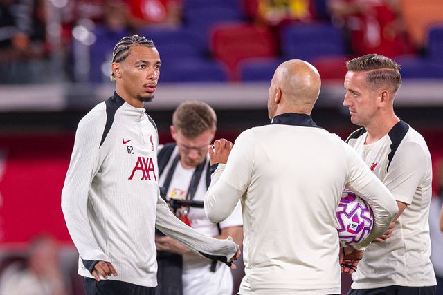 Hugo Ekitiké em pré-época pelo Liverpool