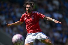 Central de Transferências: «Jota Silva tem uma polivalência que poderia ser útil ao Sporting»
