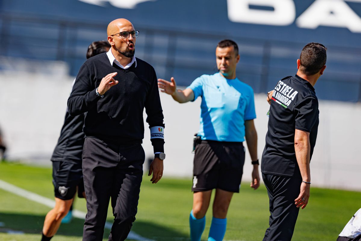 TAD iliba Estrela e retira castigos a José Faria e Luís Silva