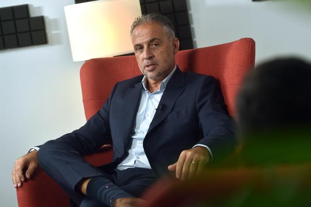 Duarte Gomes entrevistado por Alexandre Pereira, diretor-adjunto de A BOLA. FOTO MIGUEL NUNES