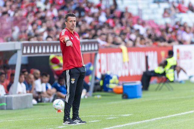 «Se Marco Silva manda, António Silva jogar é culpa dele»
