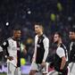 Douglas Costa com Ronaldo na Juventus