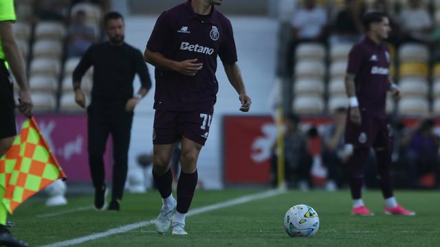 «Francisco Moura é o patinho feio da equipa e ninguém morre de amores por Zaidu»