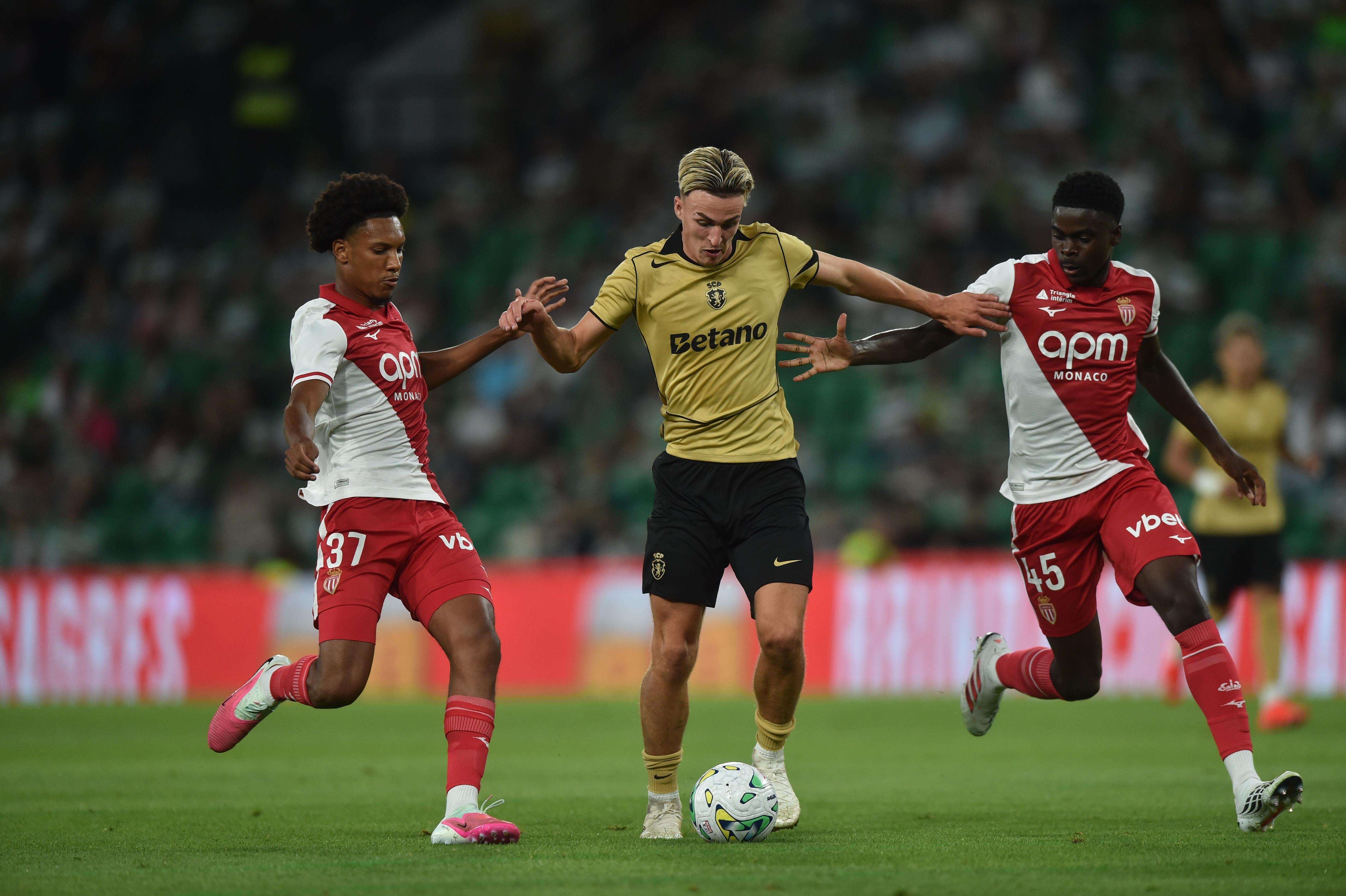 Jesse Derry mostrou-se em bom plano diante do Monaco - Foto: Miguel Nunes