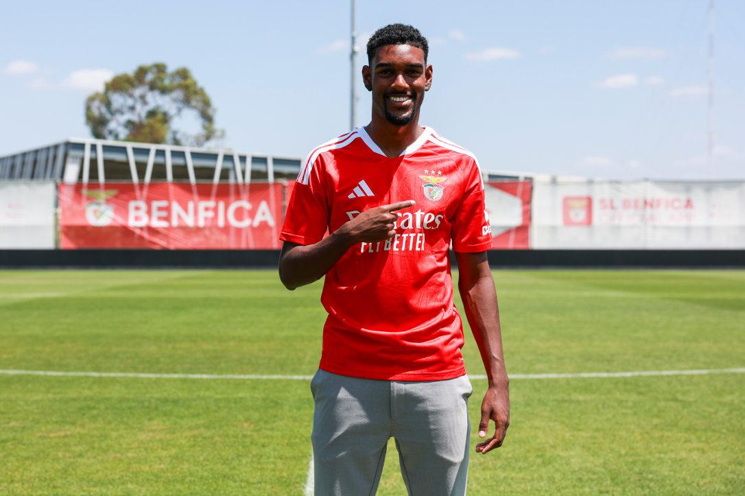 Felipe Lima oficializado pelas águias - Foto: Benfica