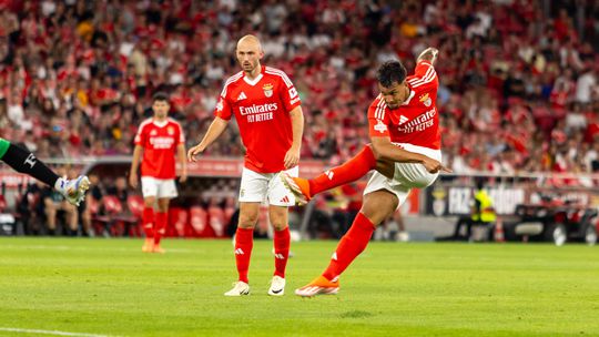 Clubes portugueses, fechem os vossos miúdos!