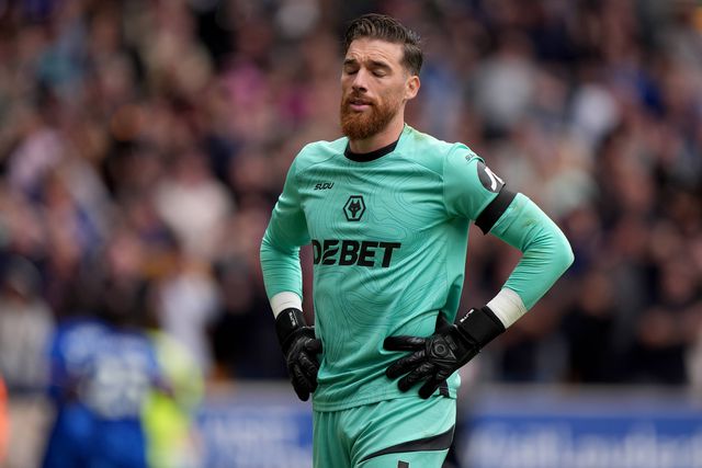 José Sá pede desculpa após goleada sofrida contra o Chelsea