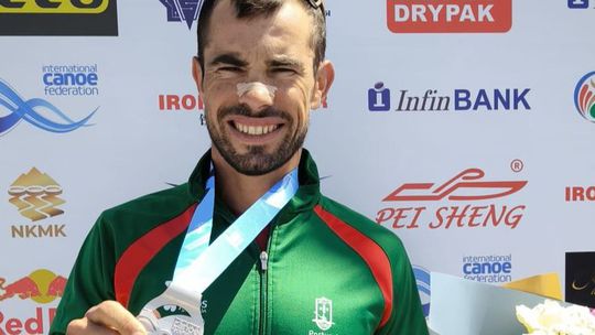 Mundiais de canoagem: Pimenta volta às medalhas com prata