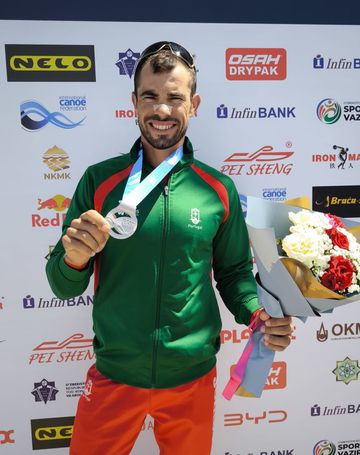 Mundiais de canoagem: Pimenta volta às medalhas com prata