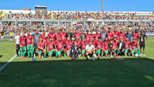 Jogo dos Famosos: Ronaldinho e companhia fizeram magia para a caridade