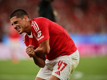 Benfica: Tiago Gouveia já foi operado