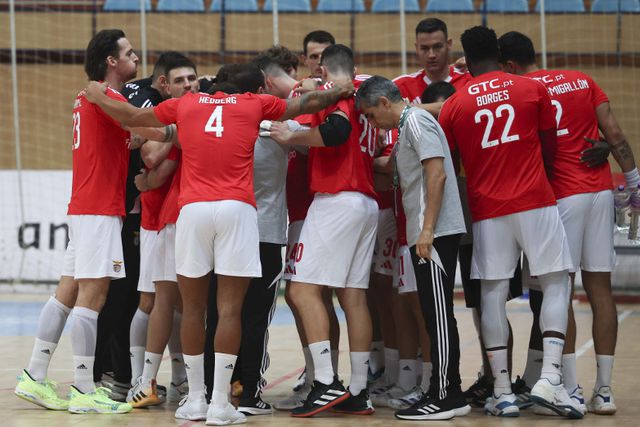 Benfica enche a barriga na ressaca europeia