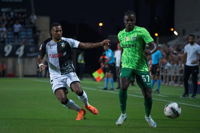 Farense anuncia a rescisão com dois jogadores