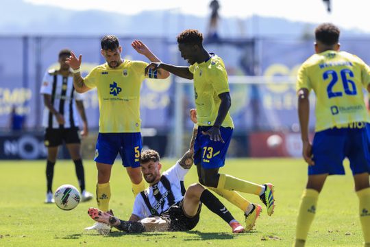 Arouca-Nacional: golo de Henrique Araújo dá primeira vitória aos lobos