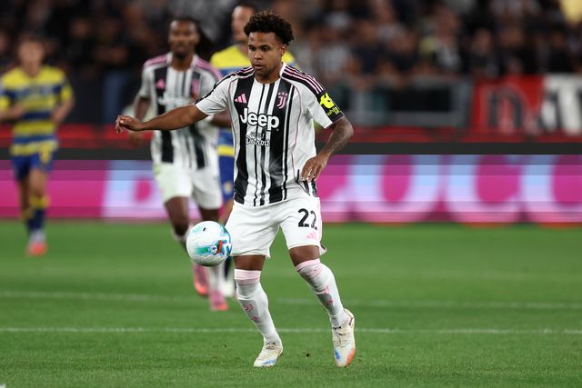 Juventus proíbe três adeptos de assistirem a jogos devido a cânticos racistas contra McKennie
