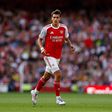 Jakub Kiwior, no jogo de pré-temporada do Arsenal com o Villarreal