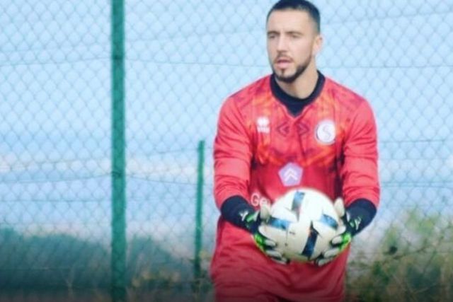 Jogador-bombeiro salva vida a adversário que sofreu paragem cardíaca