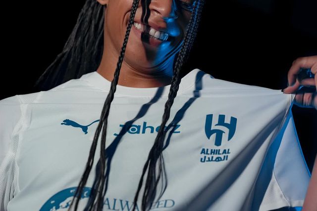 Jéssica Silva oficializada no Al Hilal (Foto: Al Hilal)