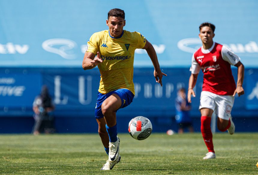 Diogo Brasido vai rodar no futebol polaco (Foto: Estoril Praia)