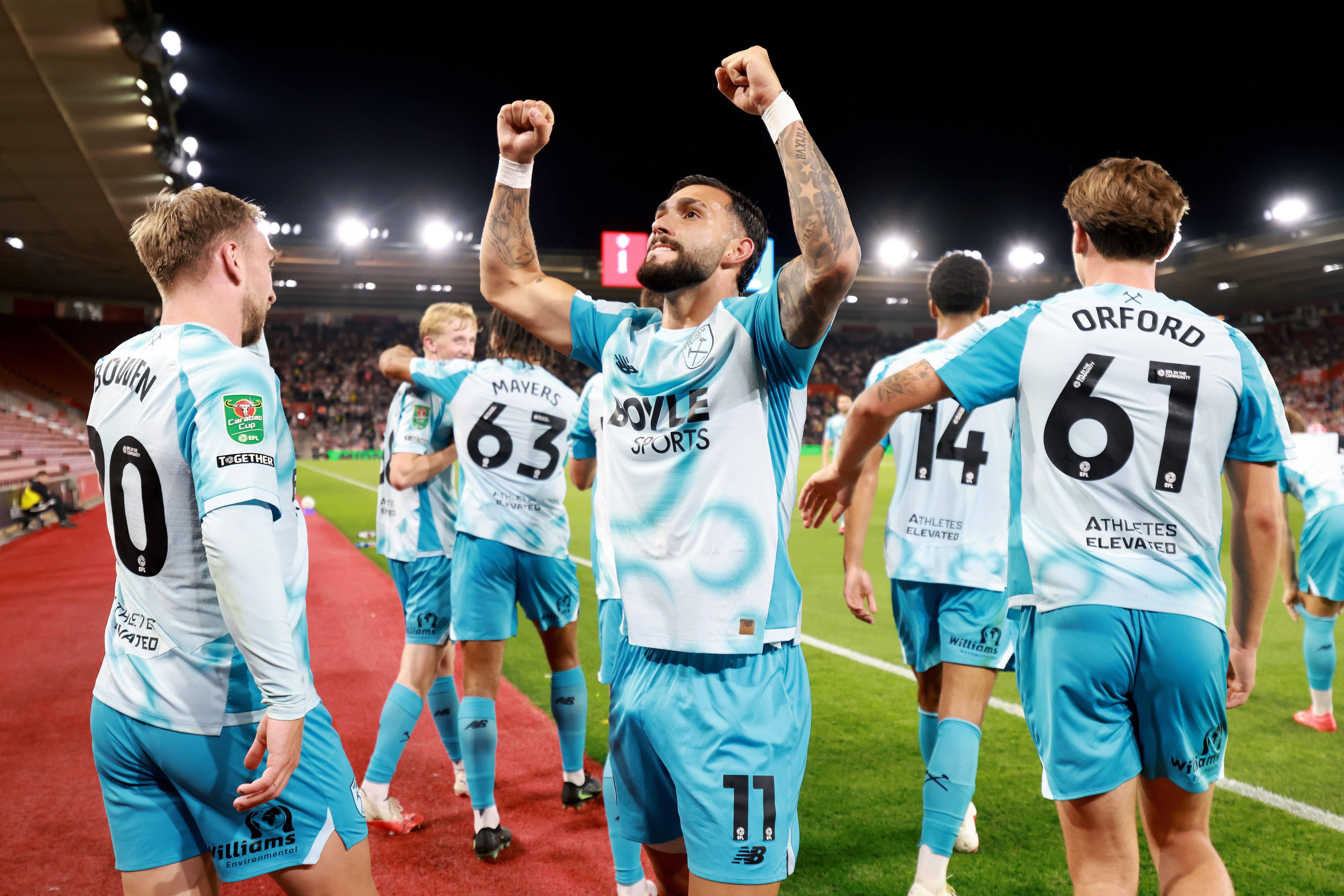 Castellanos a celebrar o 3-1 do West Ham