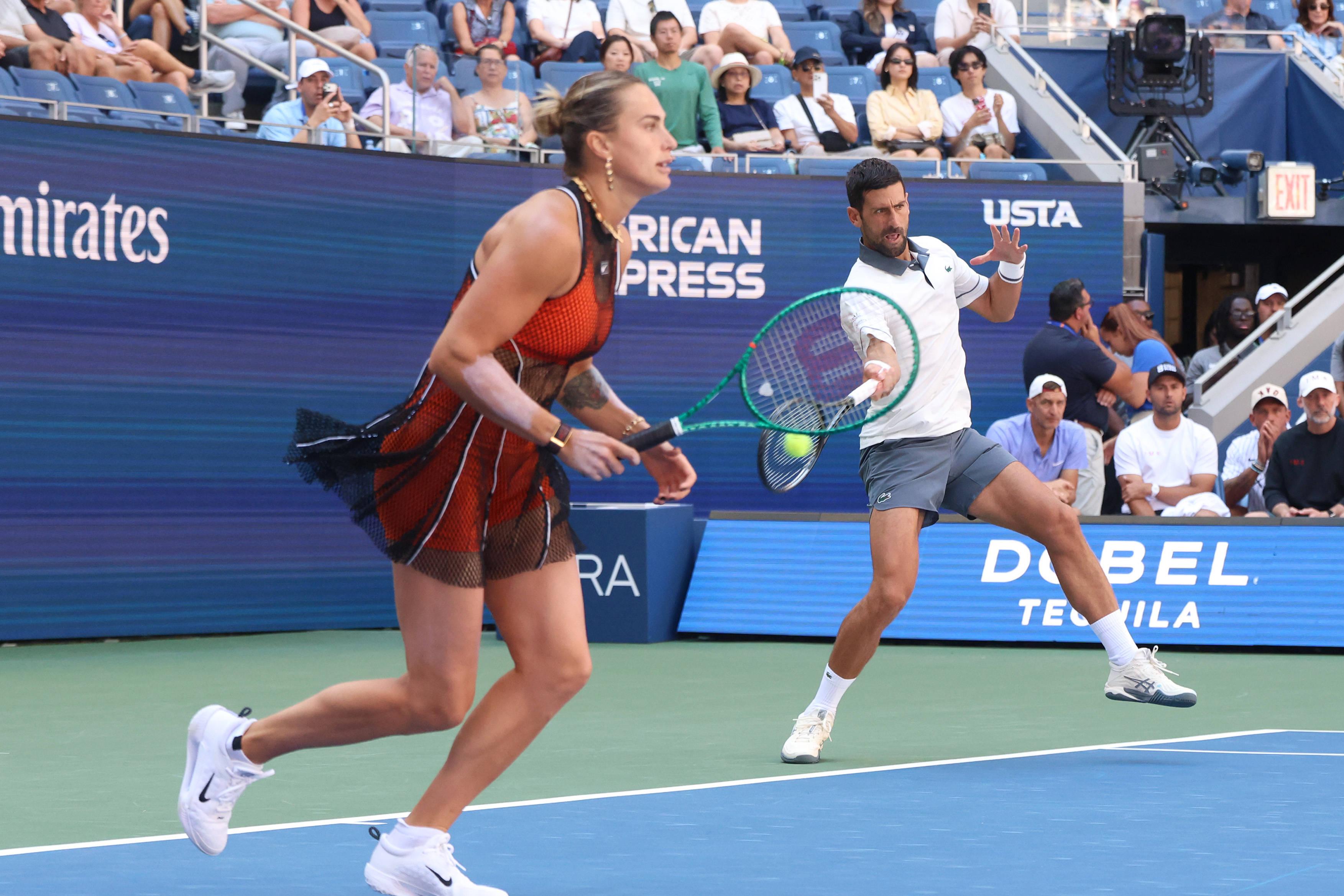 Sabalenka e Djokovic não têm o mesmo desempenho em pares que exigem em singulares